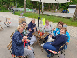 wir machen eine Weinprobe